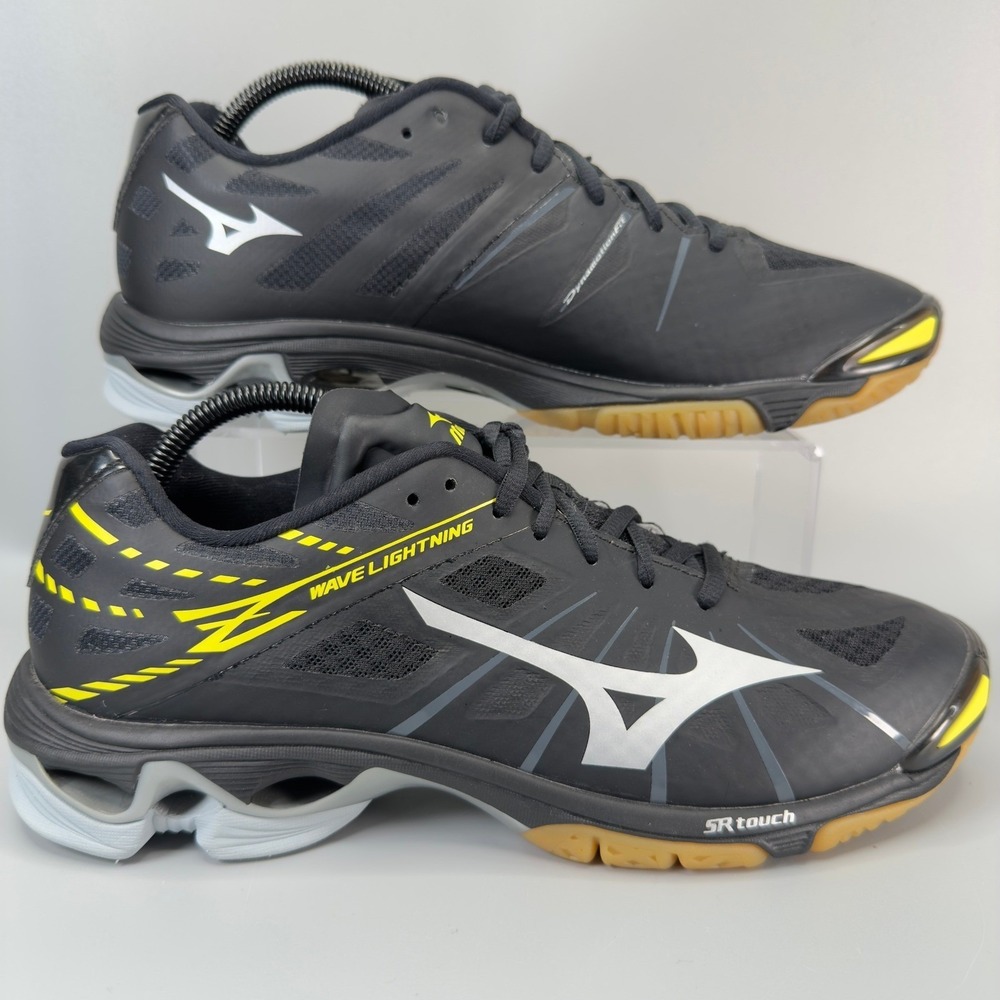 Mizuno Wave Lightning Z Women 10.5 10 1/2 Volleyball Shoe Black Gray Gum Trainer